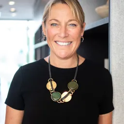 A picture of Julie Hirigoyen