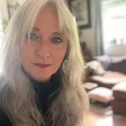 A picture of Dr Vanessa Champion 